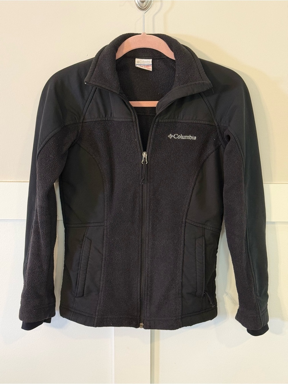 Columbia Black Fleece Jacket XS Full Zip Lightweight Outdoor Coat